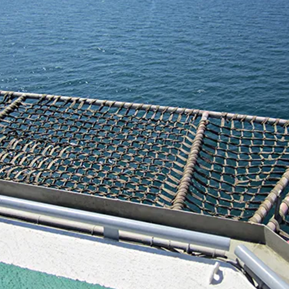 Helideck Perimeter Safety Net 04 Helideck Perimeter Safety Net - Image 1